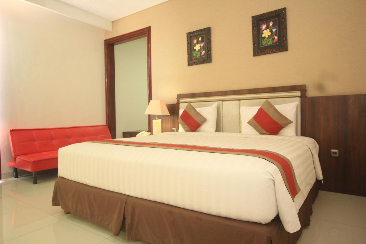 Hotel On The Rock Kupang  Ngoại thất bức ảnh