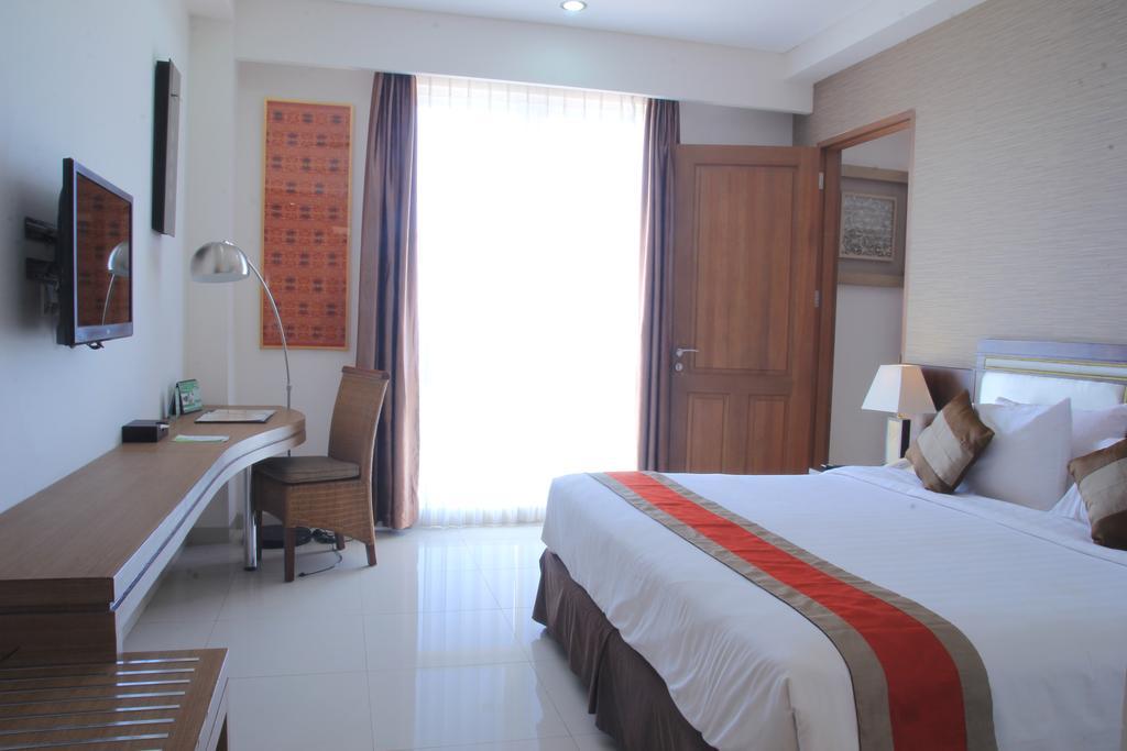 Hotel On The Rock Kupang  Ngoại thất bức ảnh